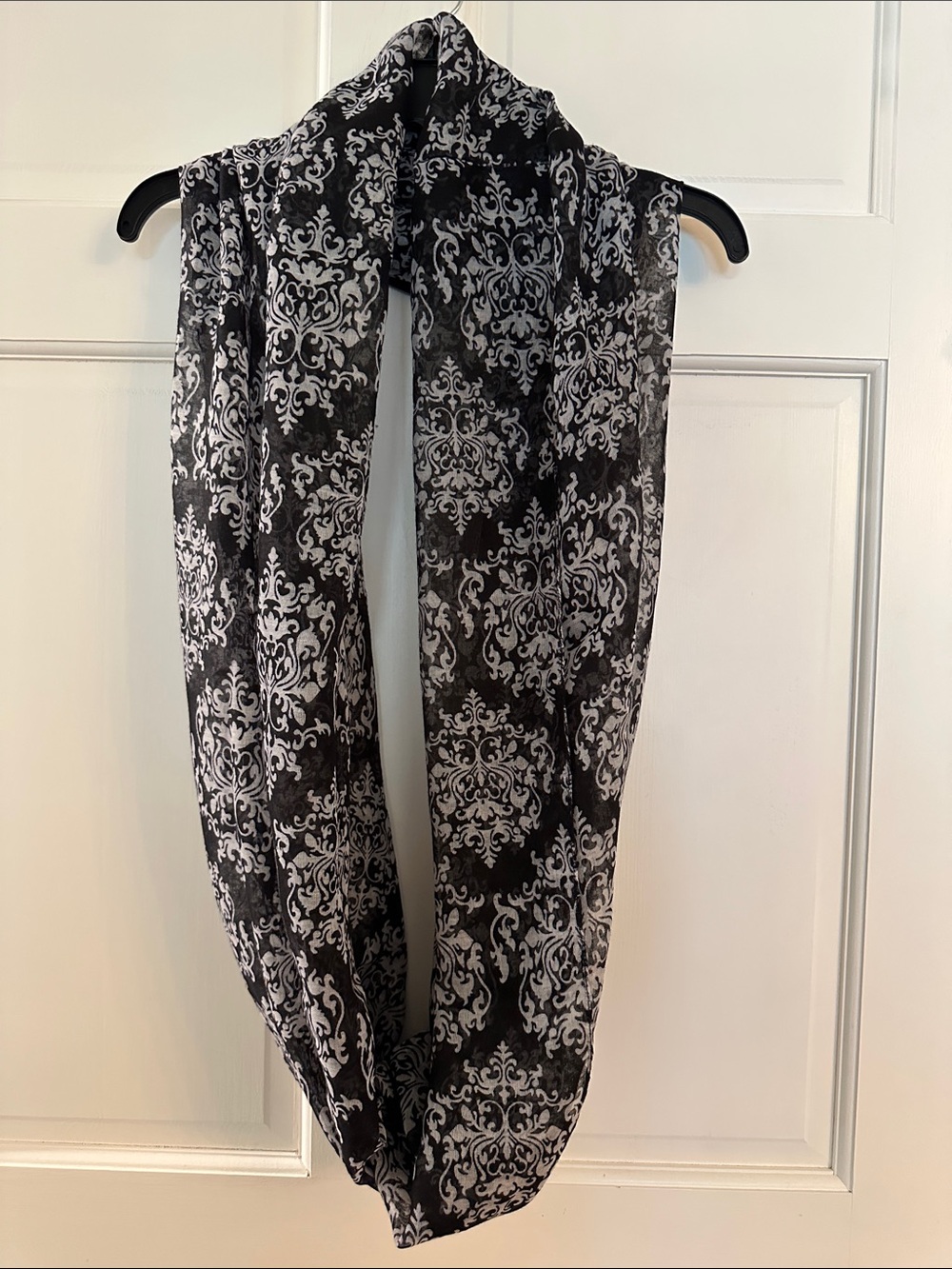 Infinity scarf - Picture 2 of 3